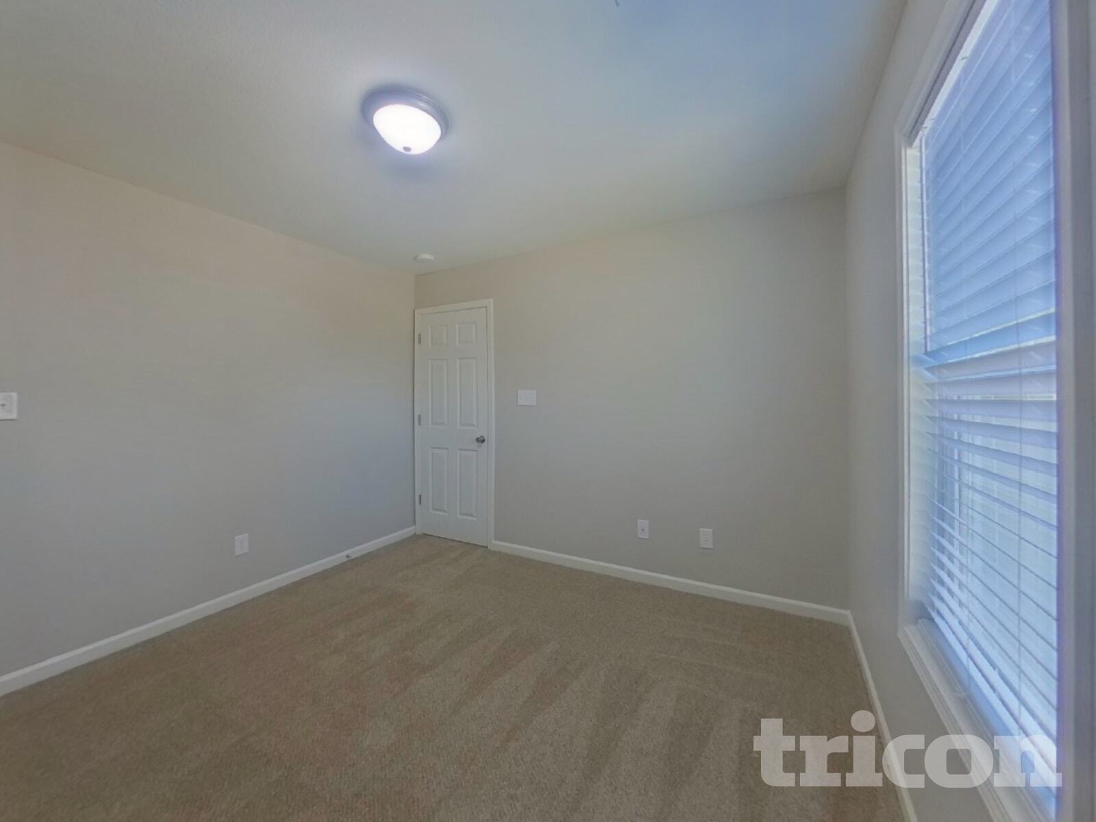 Building Photo - 1550 Oakdale Green Dr