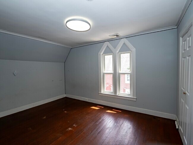 Building Photo - 159 Hamilton St