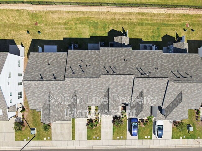 Building Photo - 1615 Glacier Dr