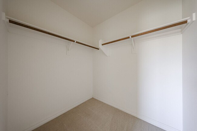 Building Photo - 2744 E Donato Dr