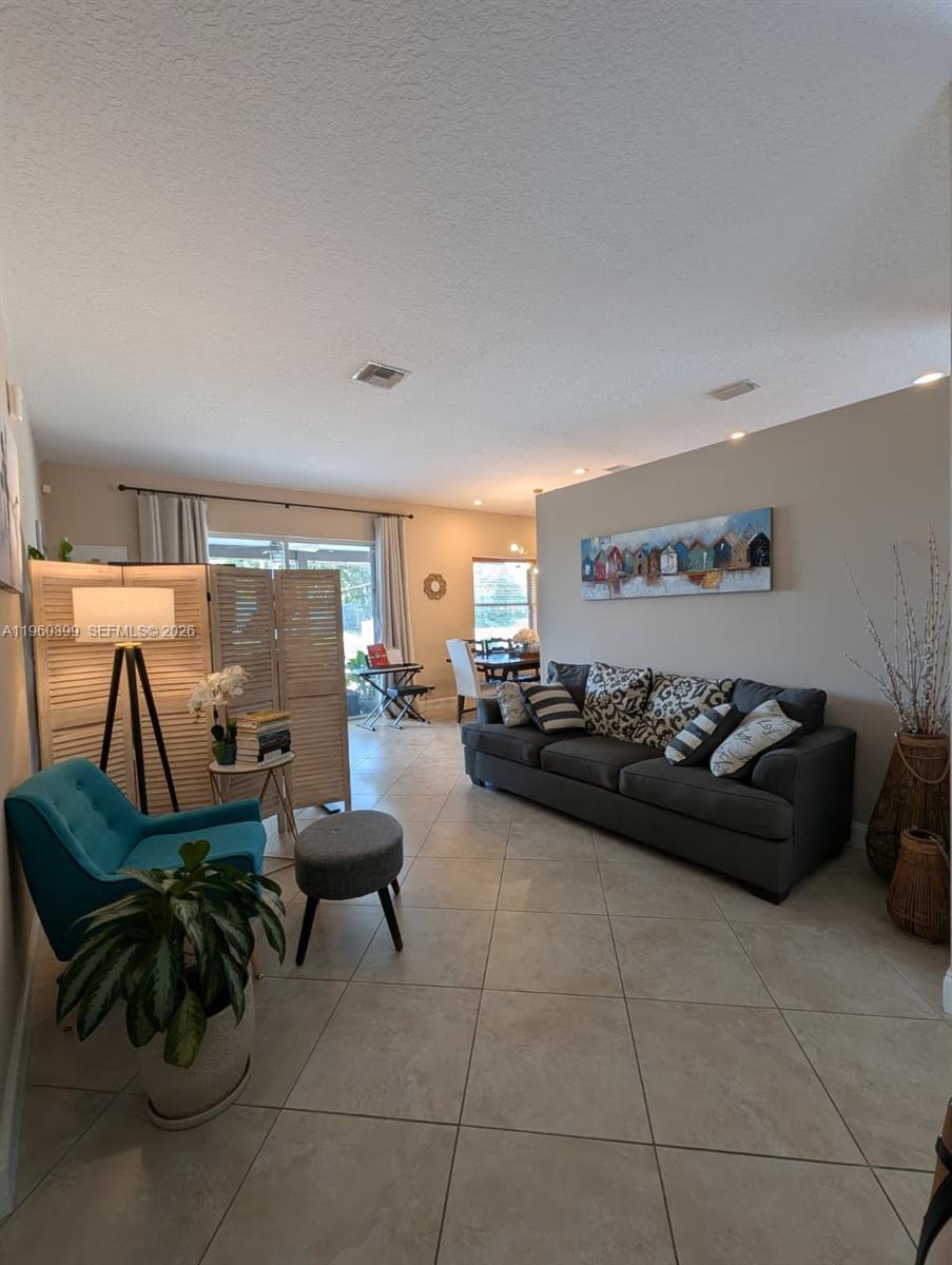 Building Photo - 4427 NW 41st Pl