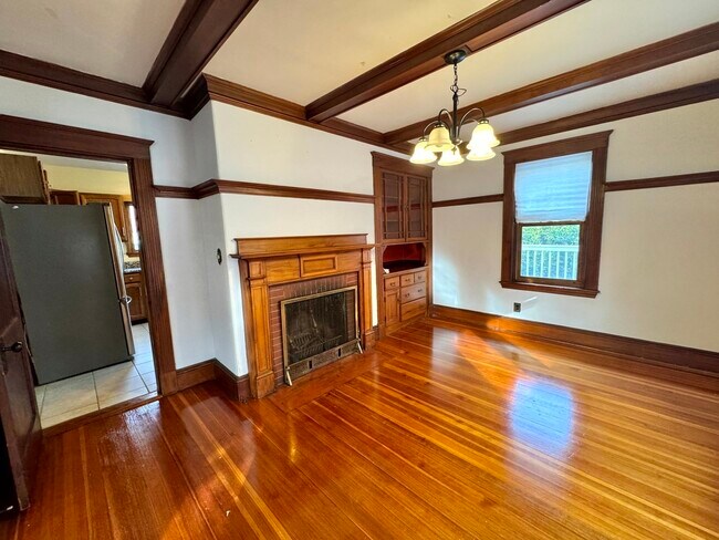Building Photo - 40 Highland Ave