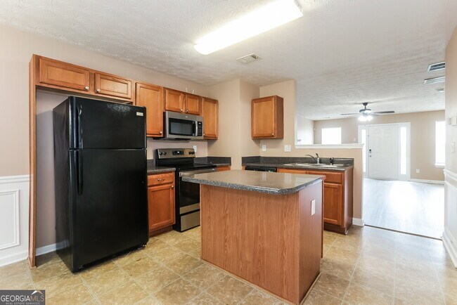 Building Photo - 2862 Vining Ridge Terrace