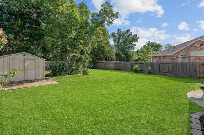 Building Photo - 3544 Woods Estates Dr