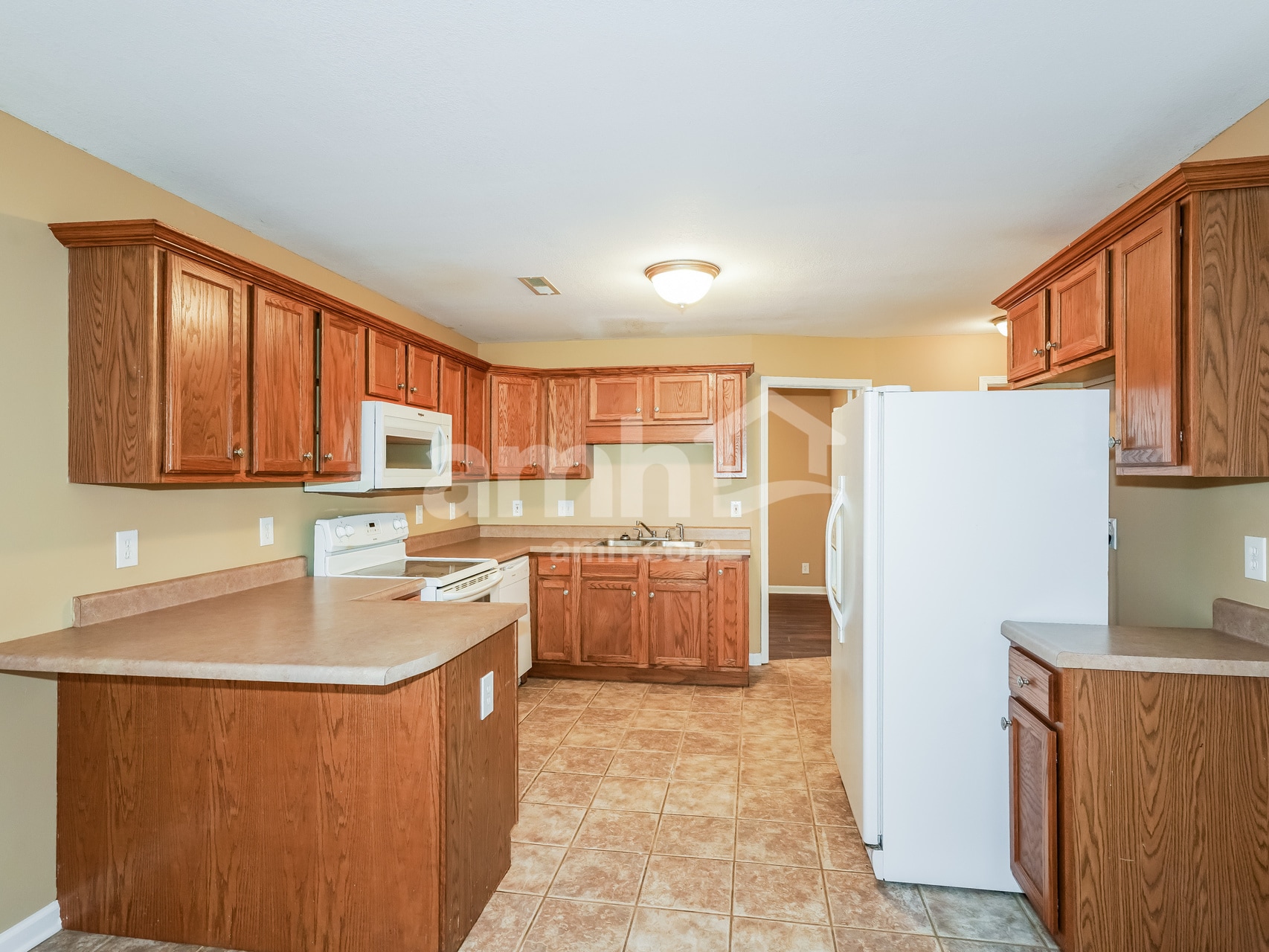 Building Photo - 1004 Hendricks Ct