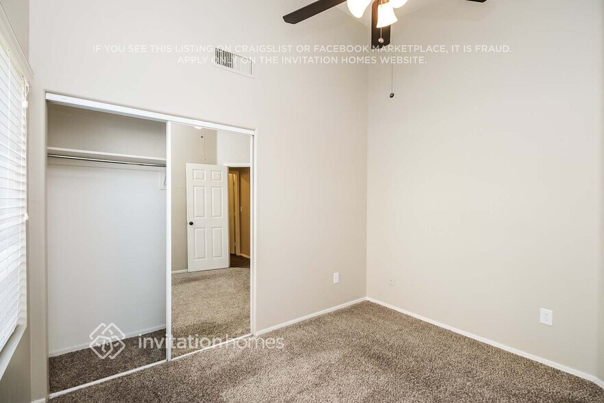 Building Photo - 2345 S Ananea