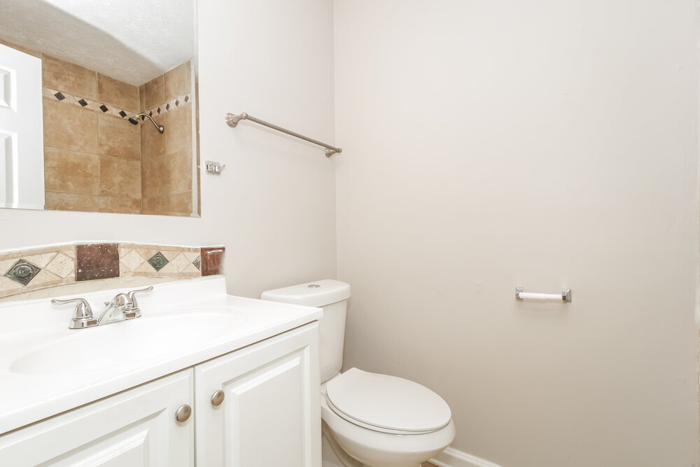 Building Photo - 2526 Riverwood Spg