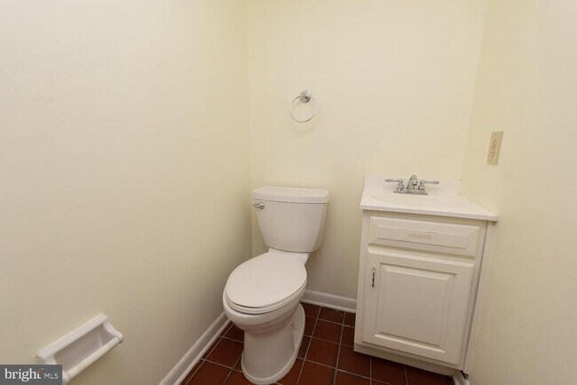 Building Photo - 821 Lombard St