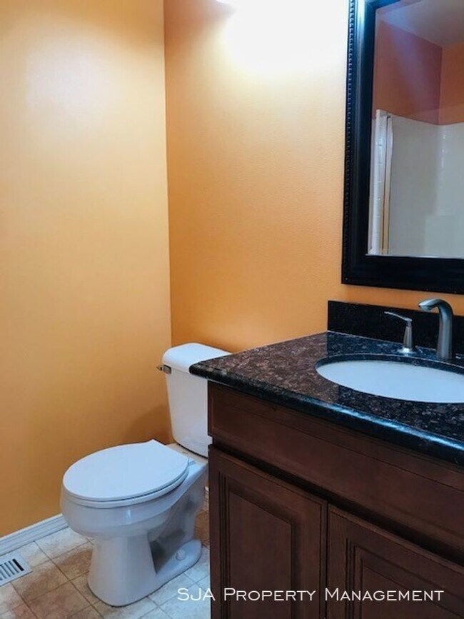 Building Photo - Large and Spacious Home in Renaissance Ridge!