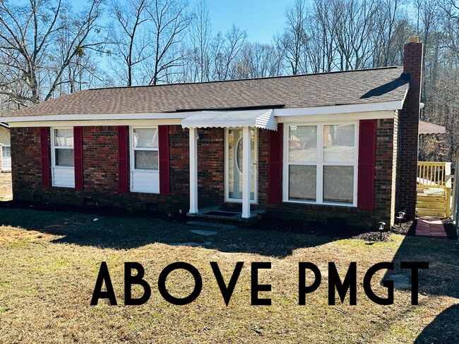 Primary Photo - In Greer completely Renovated 3 bedroom - 2 bathroom Home