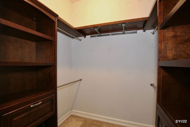 Building Photo - Luxurious 4/3 Waterfront Home with an In-ground Spa, an In-law Suite and a 2 Car Garage in the Hi...