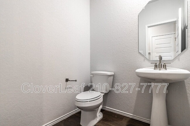 Building Photo - 13151 Bay Pt Wy