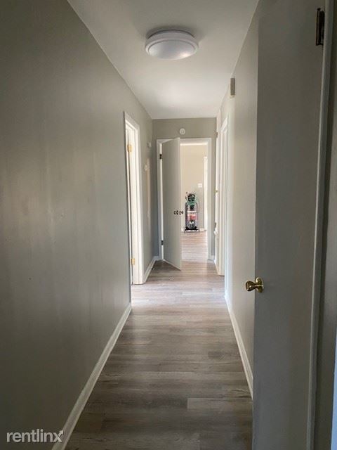 Building Photo - 3 br, 2 bath House - 2400 Bryan Drive