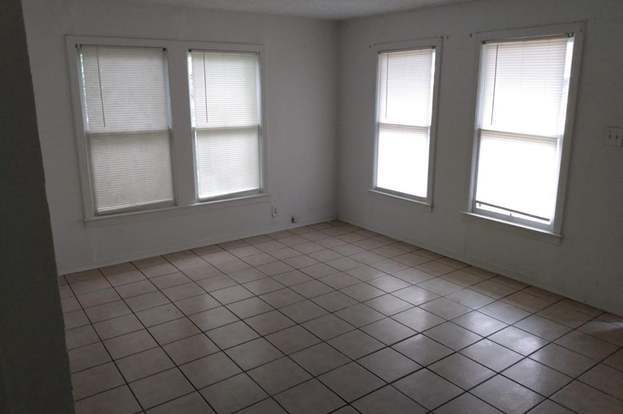 Building Photo - 4620 Galveston St