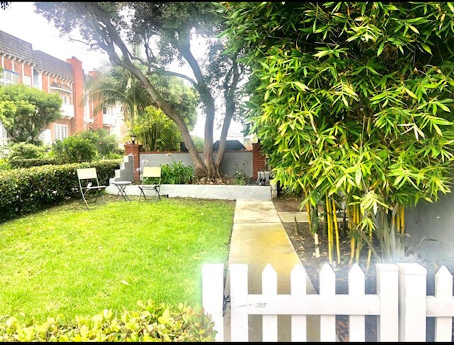 Building Photo - 4105 Pacific Ave