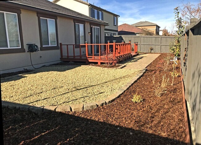 Building Photo - Woodward Dr