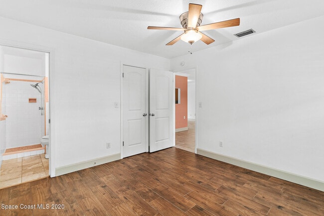 Building Photo - 2157 Barracuda Ave