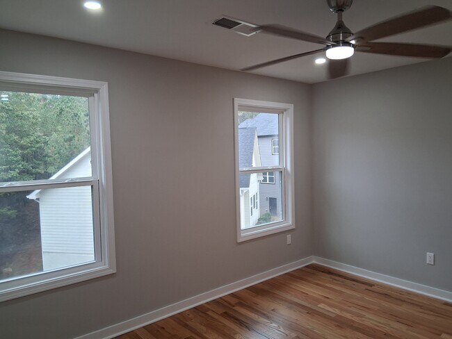 Building Photo - 3175 Tackett Rd