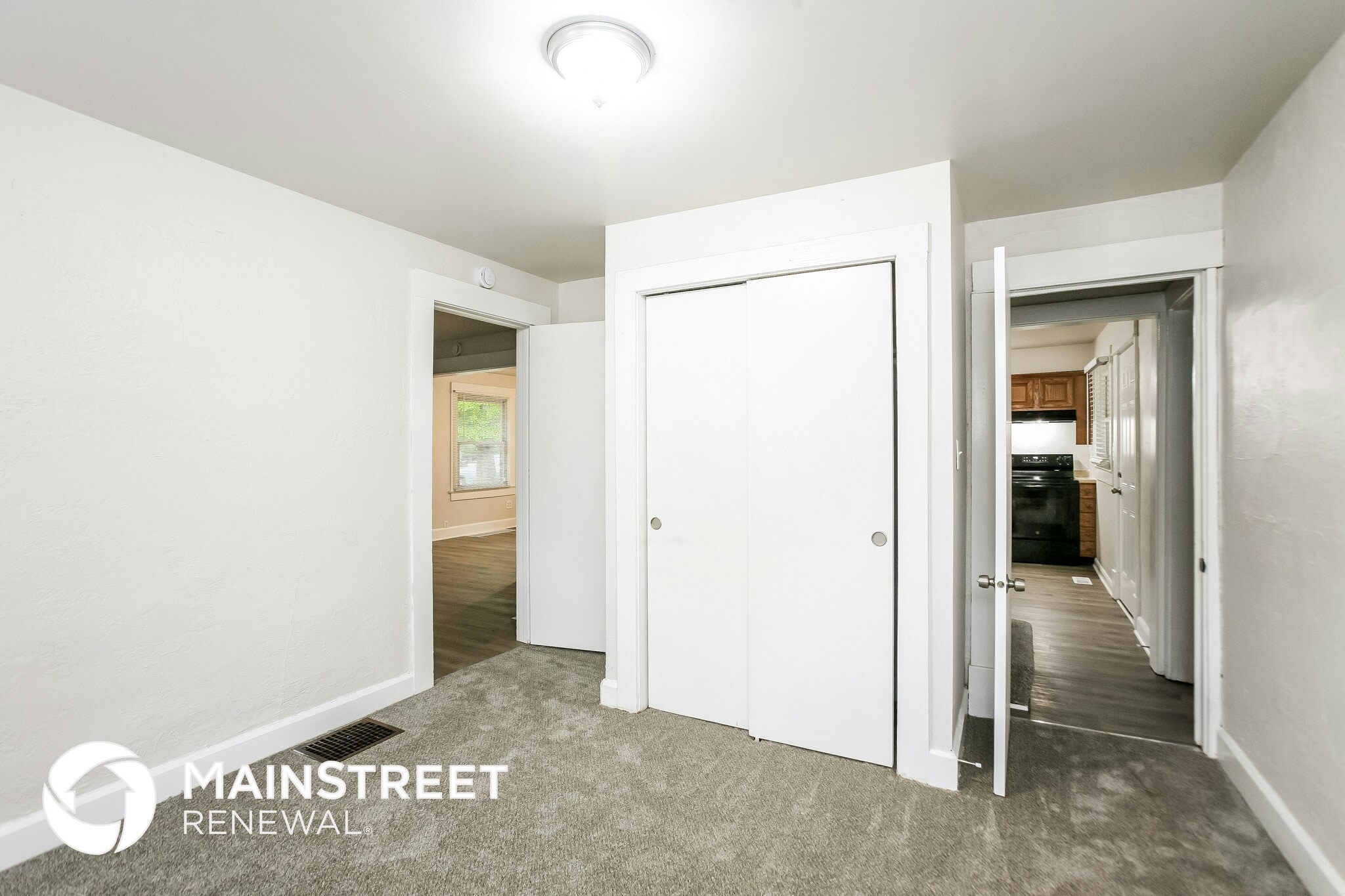 Building Photo - 935 N Gibson Ave