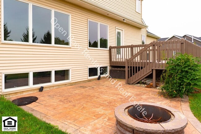 Building Photo - 13558 Paperbark Trail