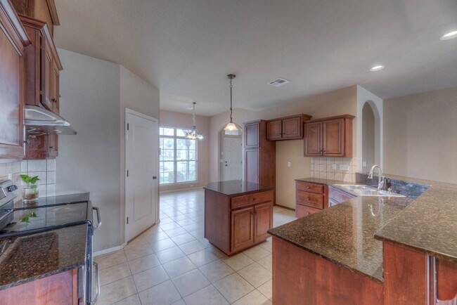 Building Photo - 1501 W Birmingham St