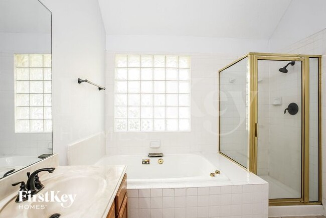 Building Photo - 2020 Spring Mills Rd