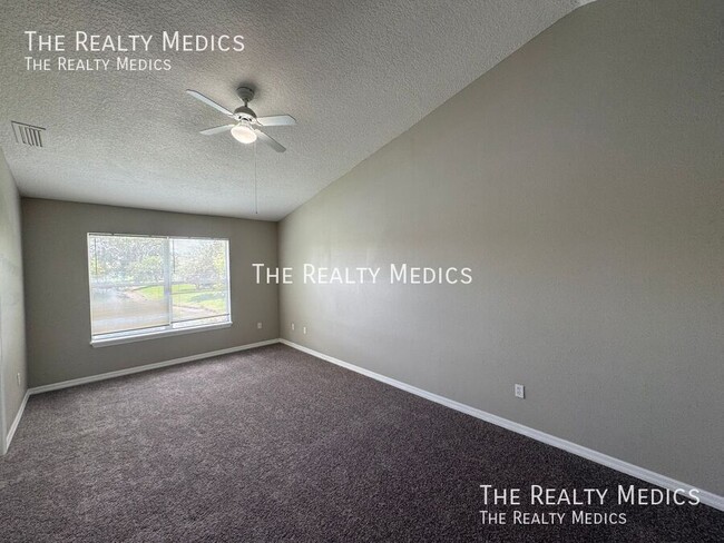 Building Photo - 2793 Club Cortile Cir