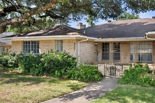 Building Photo - 8351 Lullwater Dr