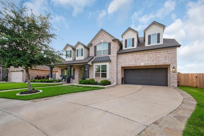 Primary Photo - 1000 Bolivar Point Ln