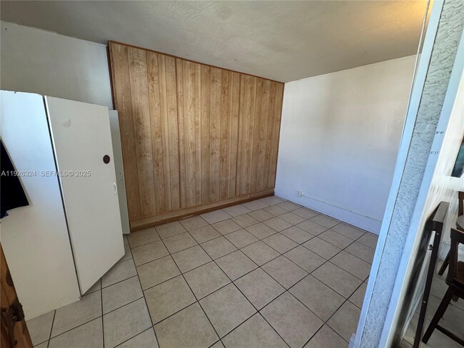 Building Photo - 510 NW 76th Ave