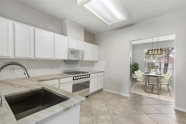 Building Photo - 17826 Alpine Brook Ln