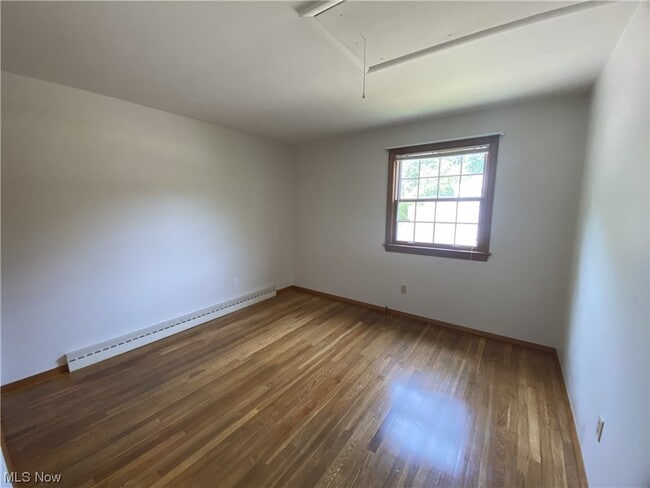 Building Photo - 32320 Bainbridge Rd