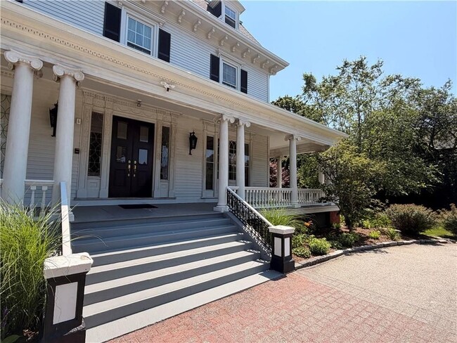 Building Photo - 412 Bellevue Ave