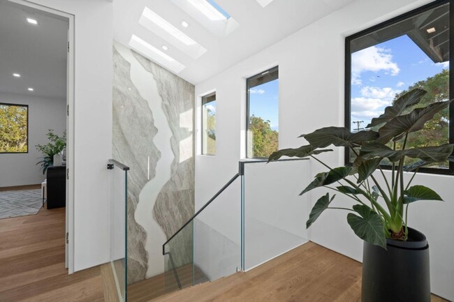 Building Photo - Riverside Way - A Masterpiece of Modern Lu...