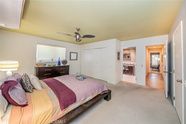 Building Photo - 1600 Palm Tree Dr