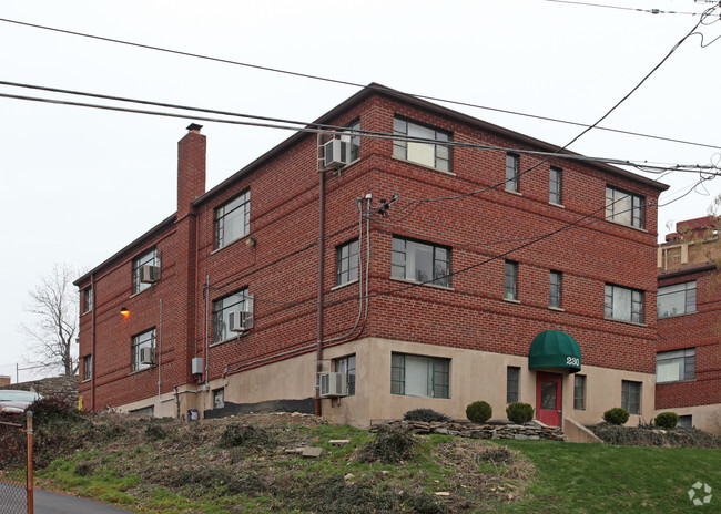 Primary Photo - Ludlow Avenue Apartments