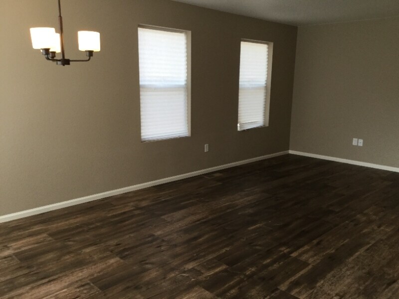 Building Photo - 2983 Cub Lake Dr