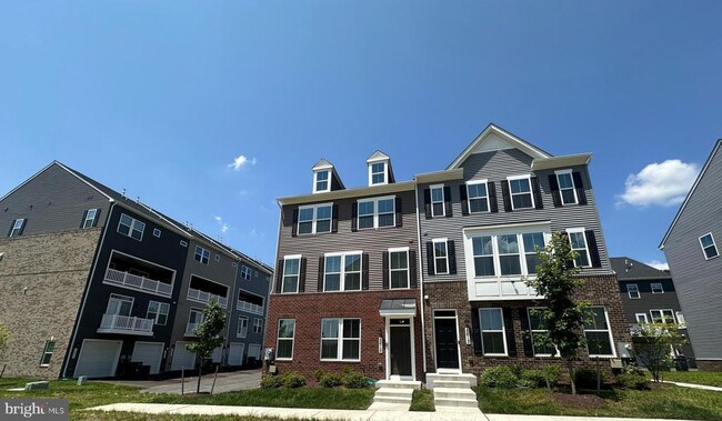 Building Photo - 5615 Billenca Ln