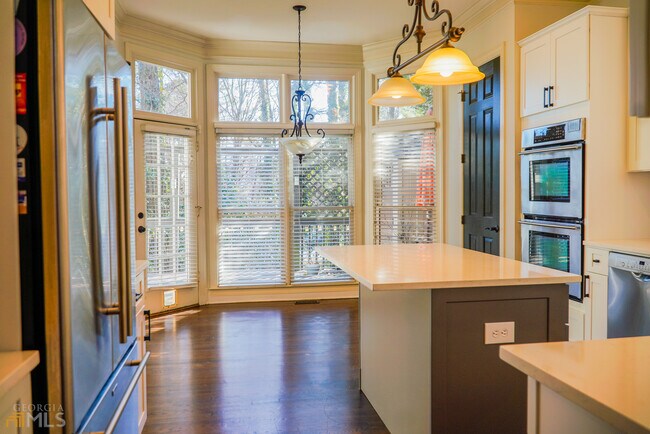 Building Photo - 1127 Ashton Bluff Dr NE