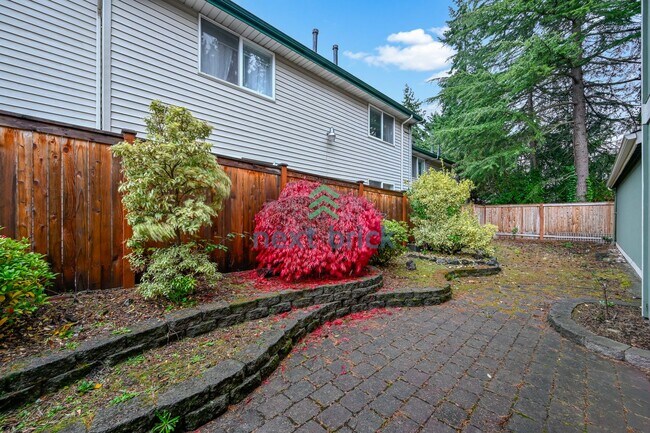 Building Photo - 2 BED & 2 BATH CONDO FOR RENT