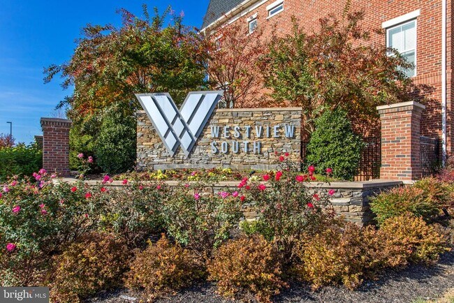 Building Photo - 7086 Executive Way