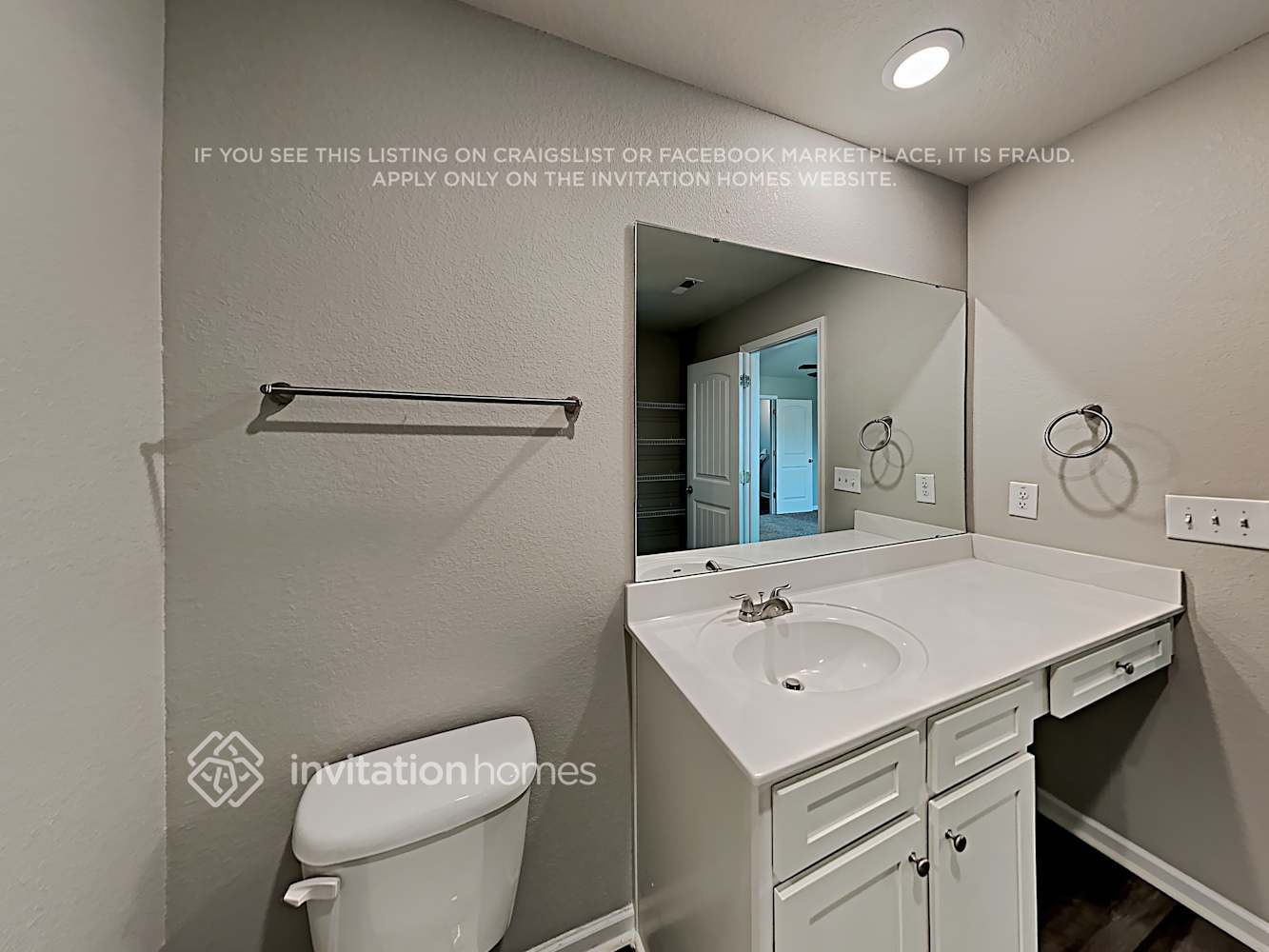 Building Photo - 860 Avery Pond Dr