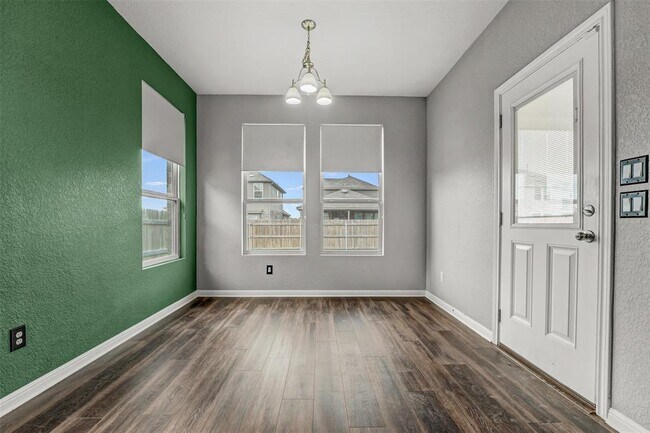 Building Photo - 6709 Golden Bough Ln