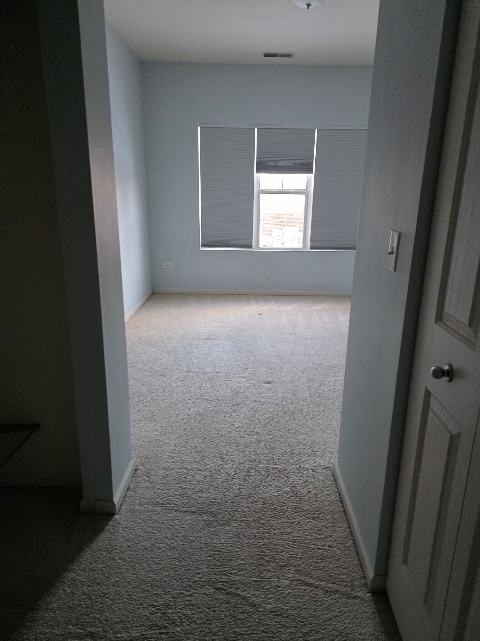 Building Photo - 104 Clubhouse Ln