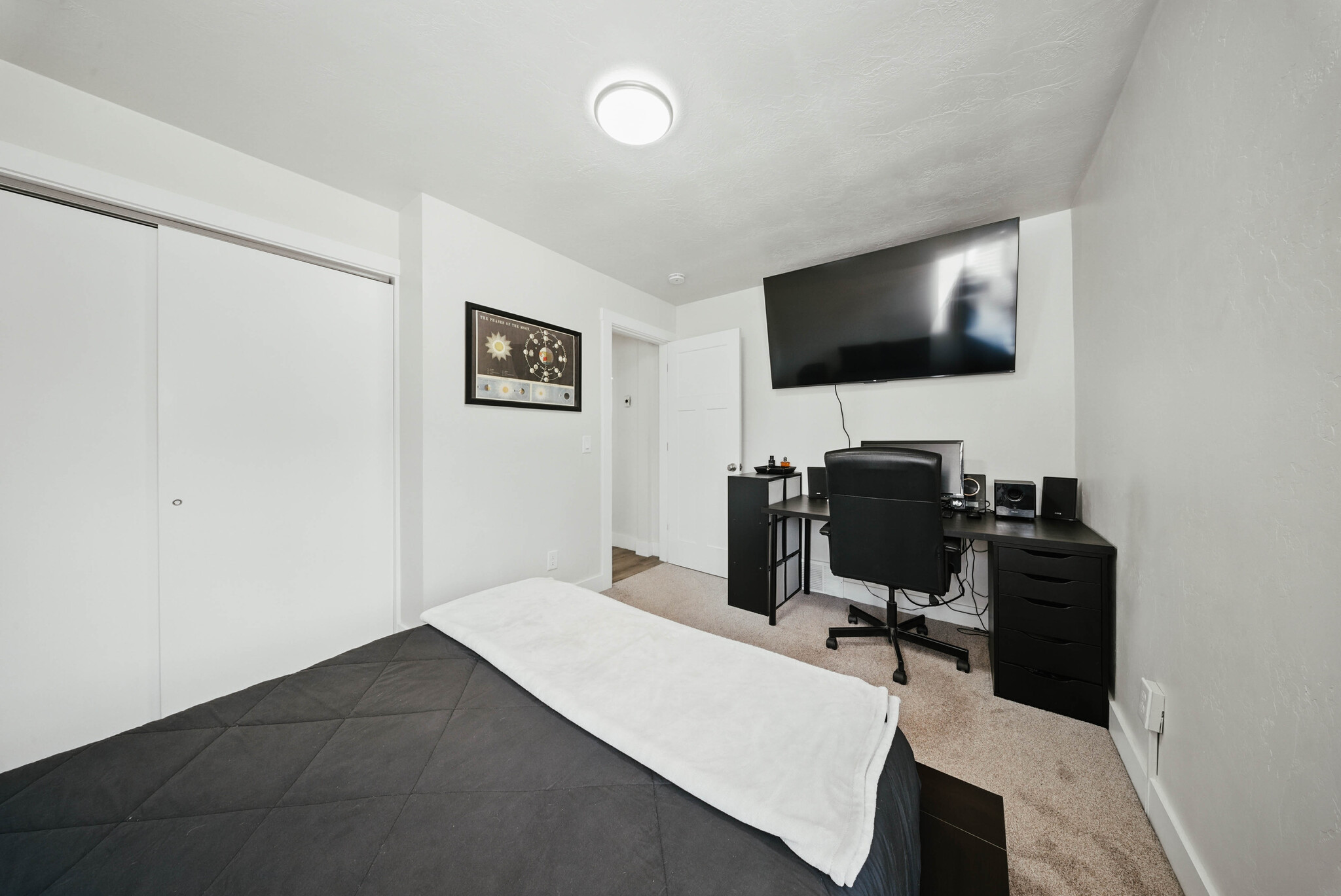 APT A - 259 E Herbert Ave