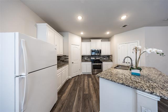 Building Photo - 2817 Diamondback Dr