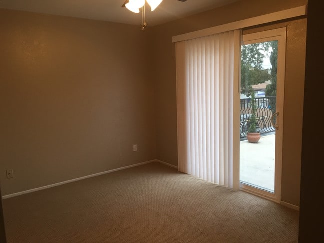 Building Photo - 4440 154th St