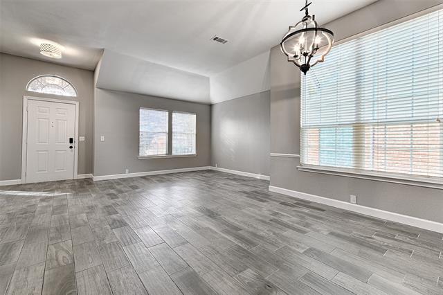 Building Photo - 4109 Pinewood Dr