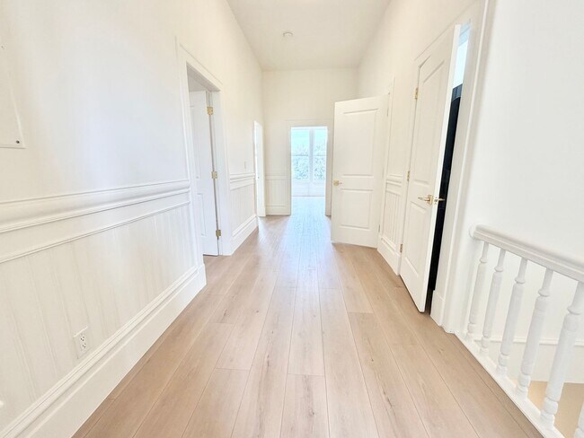 Building Photo - 937-941-941 Hayes St