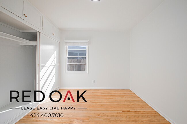 Building Photo - 2727 Butler Ave